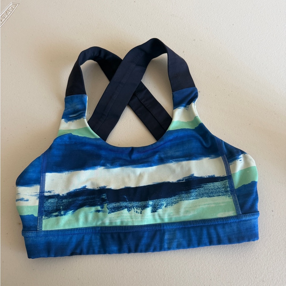 Lululemon All Sport Bra *Adjustable, like new - Picture 3 of 7